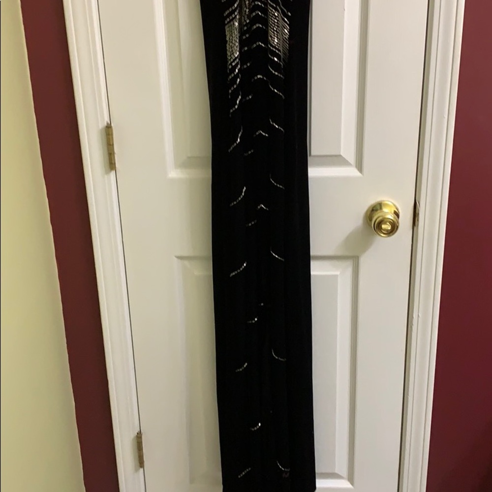 Dress - Picture 2 of 5
